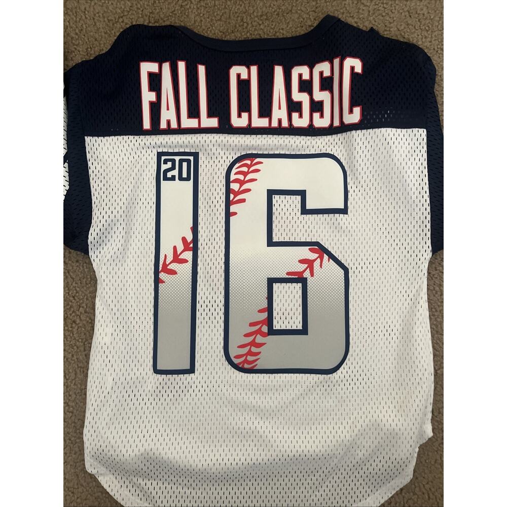 Cleveland Indians Womens Short Sleeve T-Shirt S G-III 4her By Carl Banks MLB - Picture 7 of 7